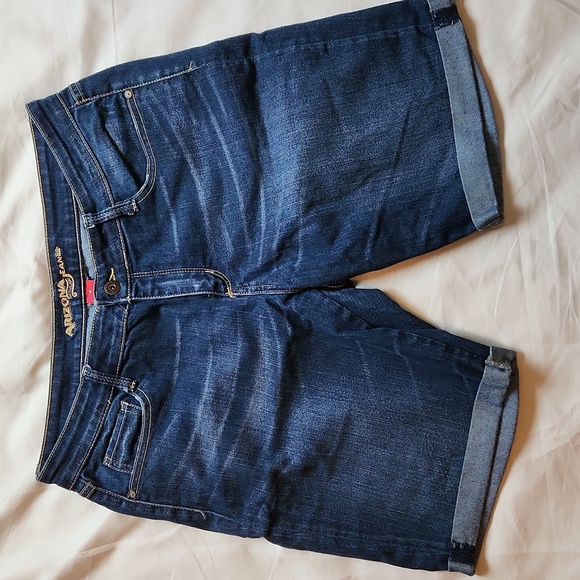 Arizona Jean Co. Shorts - Picture 1 of 5